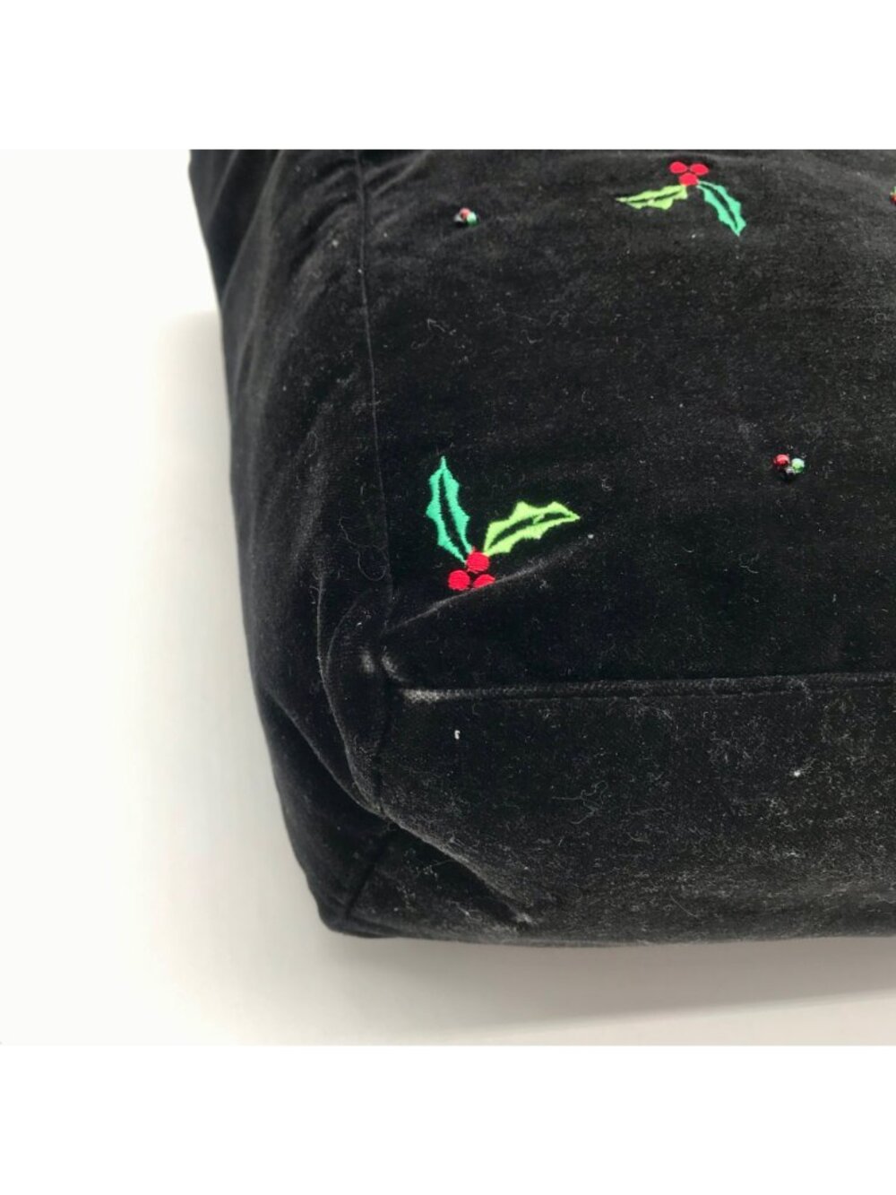 Black Velvet Holly Berry Pattern Tote Bag - Picture 9 of 11